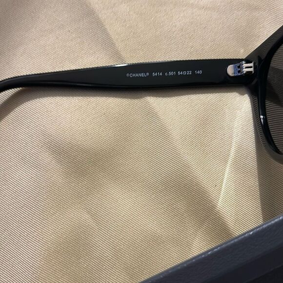 CHANEL Unisex Street Style Military Skater Style Sunglasses in Black NIB - Picture 6 of 9